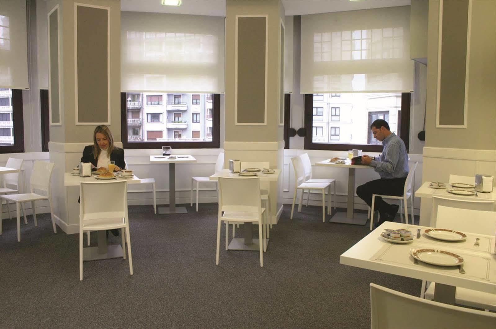 Pension Alemana San Sebastian Ngoại thất bức ảnh